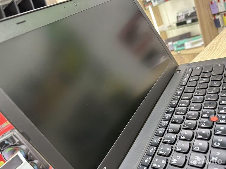 Надёжный ноутбук Lenovo T440 i5-4300U / 4 Gb озу