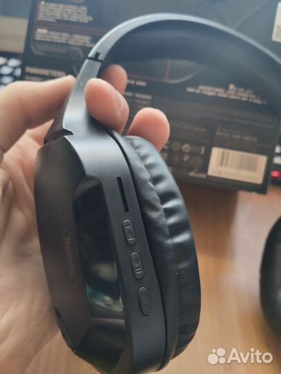 Беспроводные наушники