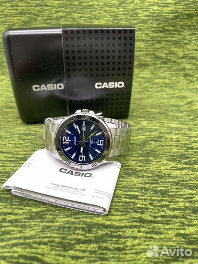 Часы Casio Collection MTP-VD01D-2B