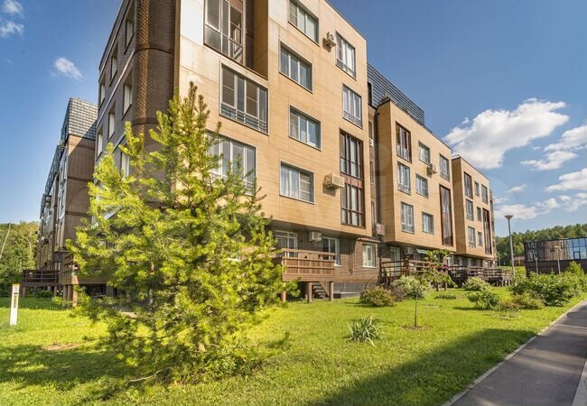 2-к. квартира, 68,8 м², 2/5 эт.