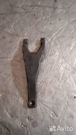 Вилка сцепления Mazda 6 GG 2004