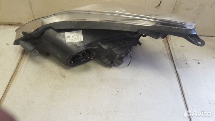 Фара правая Opel Corsa