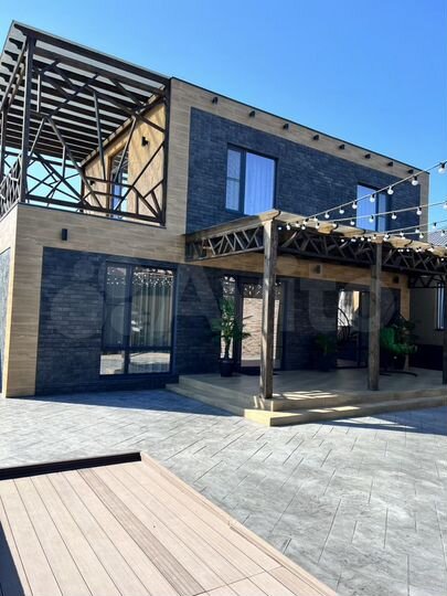 Дом 136 м² на участке 8 сот.