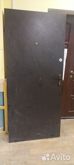 Дверь металическая входная