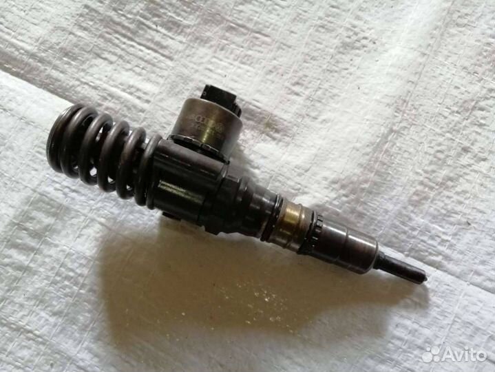 Форсунка топливная Audi A3 8P/8PA рест. 2008