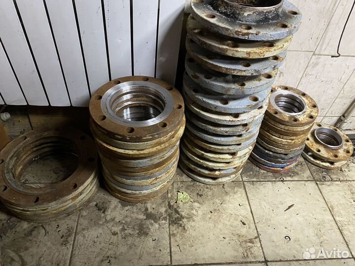 Метал и фланцы