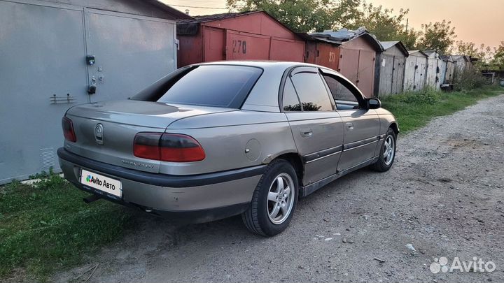 Opel Omega 2.0 МТ, 1998, 288 538 км