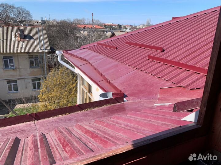 Желоб настенный