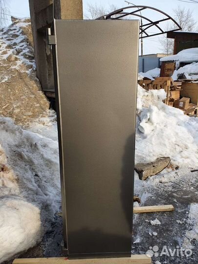 Сейф металлический