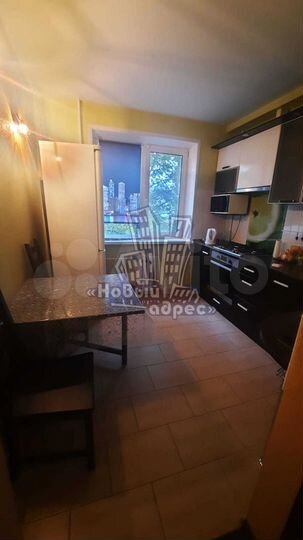 2-к. квартира, 60 м², 2/9 эт.