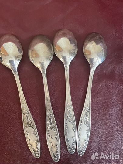 Наборы мельхиоровых ложек по 4 штуки