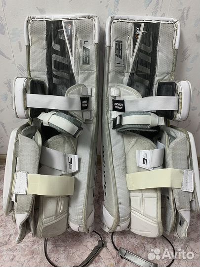 Вратарские щитки bauer supreme 3s int L