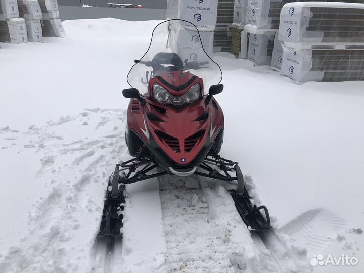 Снегоход Polaris 550 iq lxt