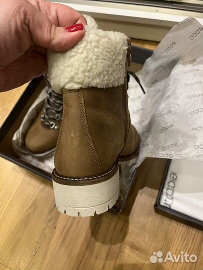 Ботинки ecco 39 новые