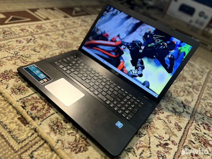 Игровой 17дюм Ноутбук Asus 4ядра/GeForce 920MX 2гб