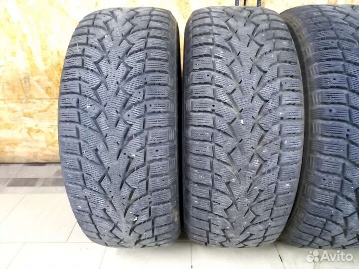 Toyo Observe G3-Ice 285/60 R18