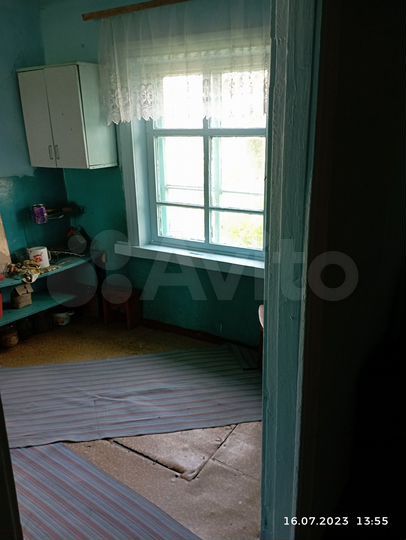 Дом 28 м² на участке 10 сот.