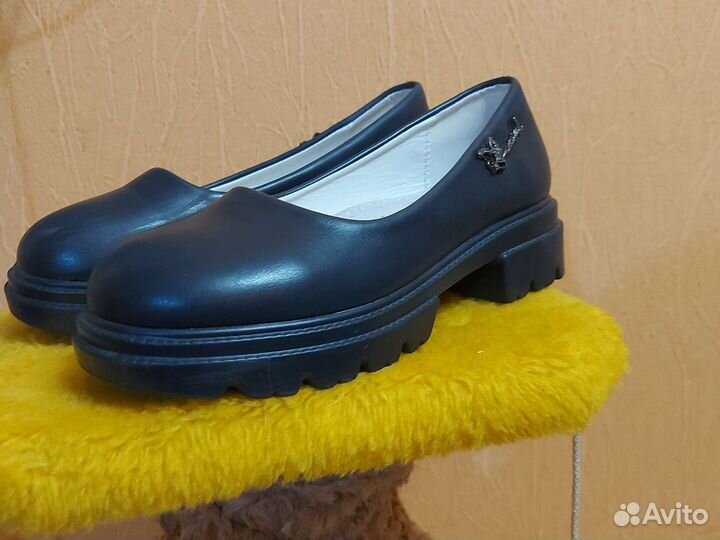 Туфли в школу для девочки
