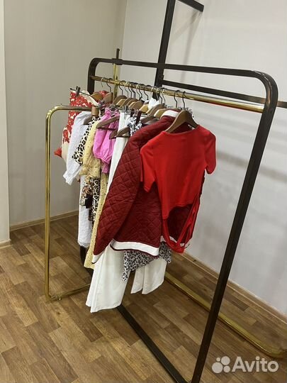 Стойки вешало для одежды