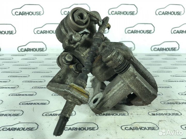 Суппорт задний правый Honda Civic 4D