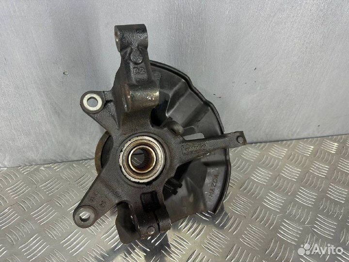 Кулак поворотный передний правый Мазда Сх7