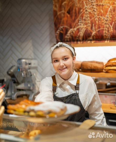 Продавец кафе-кулинарии (Р-н Панорама)