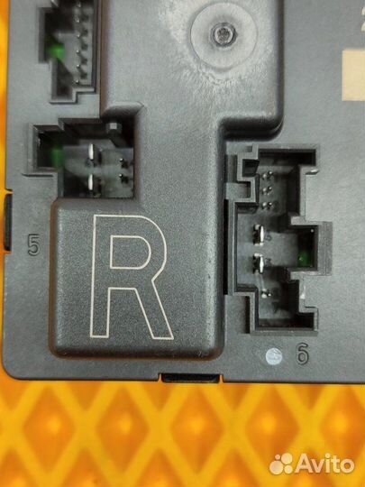 Блок управления двери задний правый Mercedes Cls