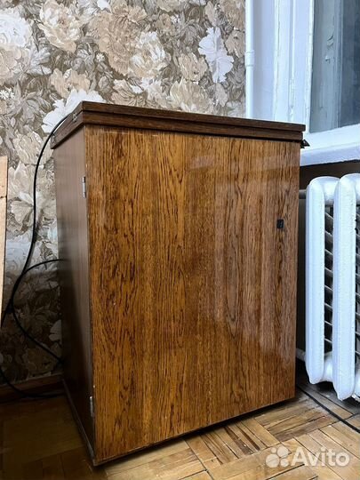 Стол для швейной машины