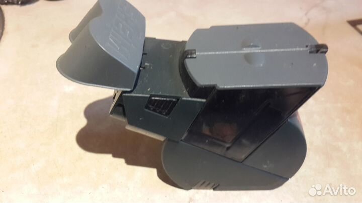 Автокормушка для рыб