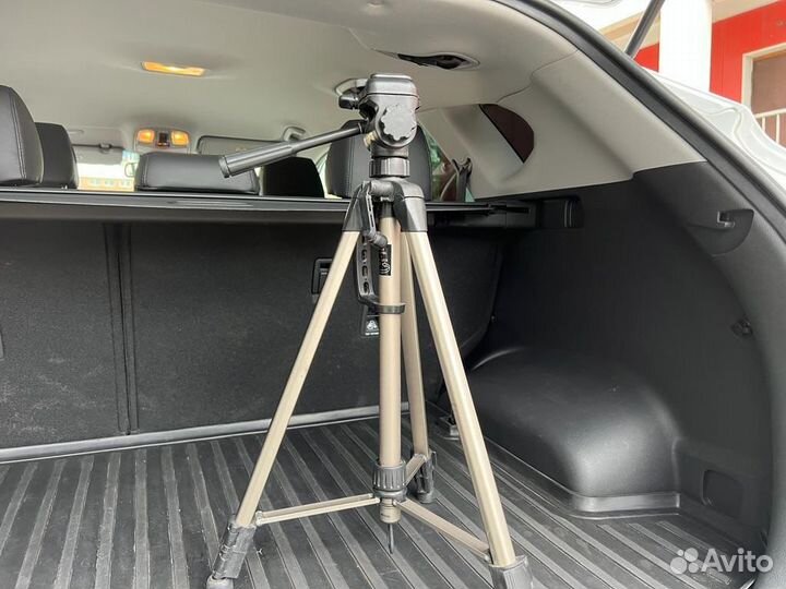 Штатив для фотоаппарата Vivitar