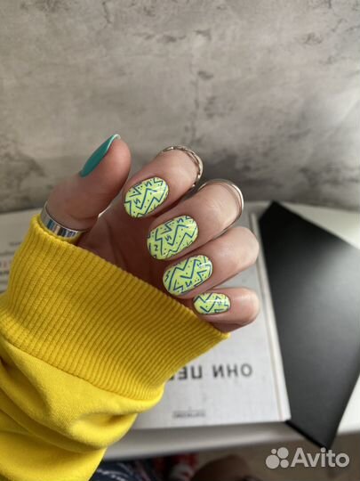 Маникюр/Педикюр/Стемпинг