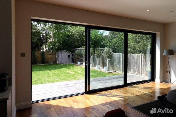 Раздвижные стеклянные перегородки