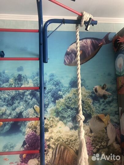 Шведская стенка с турником и брусьями