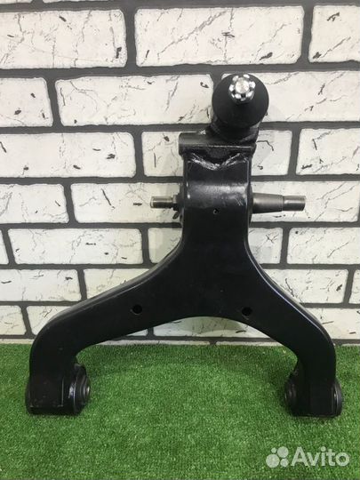 Рычаг подвески передний левый Ssang Yong Kyron