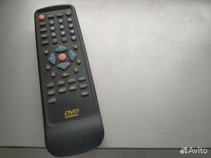 DVD плейер Mustek V56S-2