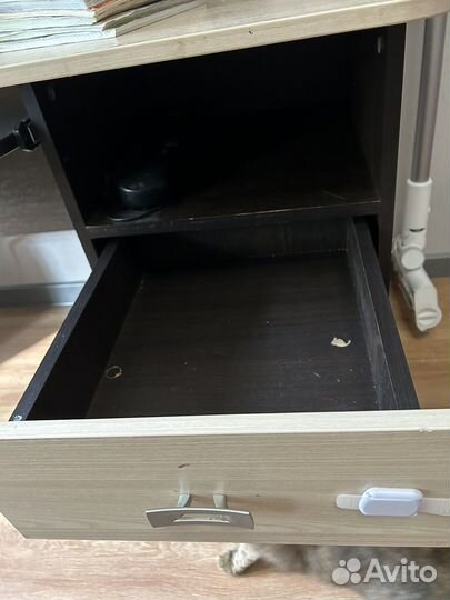 Компьютерный стол 140х135х70