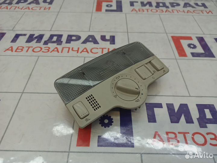 Плафон салонный Volkswagen Golf (Mk4) 1J0947103EY20
