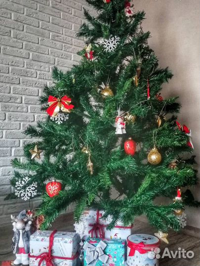 Елка искусственная