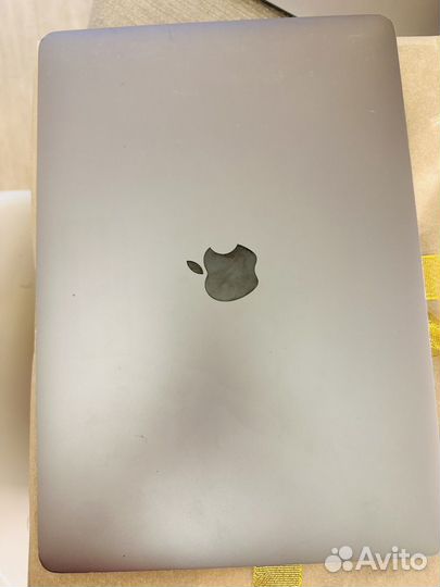 Apple macbook air 13 2020