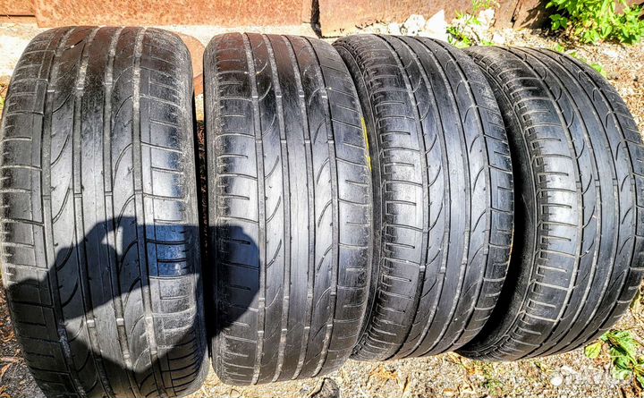 Bridgestone Dueler H/P 235/50 R18