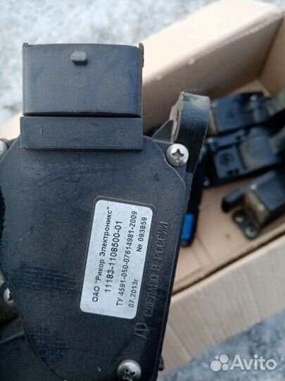 Педаль газа LADA Granta