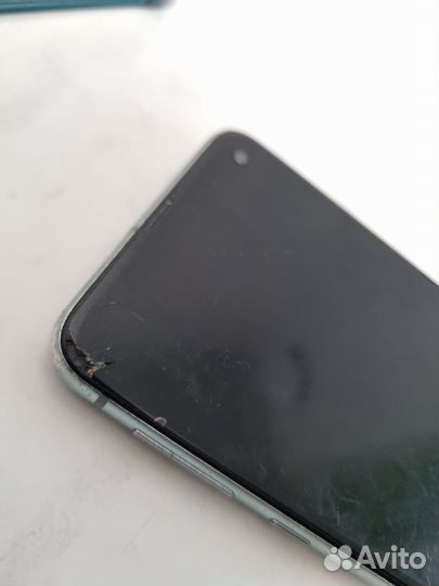Телефон samsung galaxy s10e
