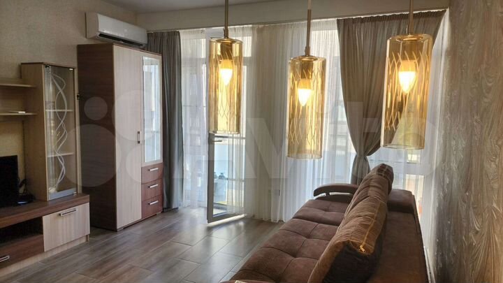 2-к. квартира, 40 м², 3/3 эт.