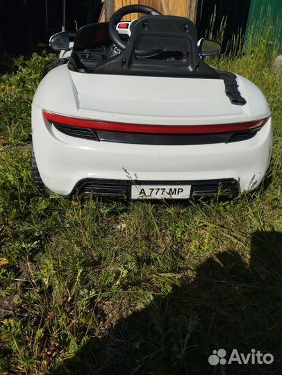 Детский электромобиль