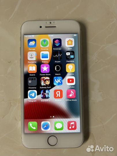 iPhone 8 (256 гб), в отличном состоянии