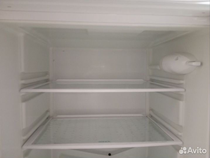 Холодильник бу stinol