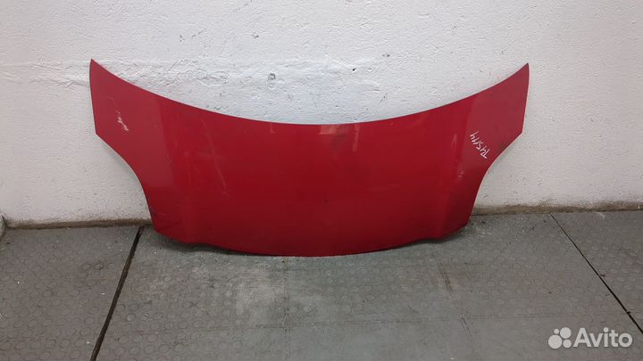 Капот Toyota Yaris, 2006