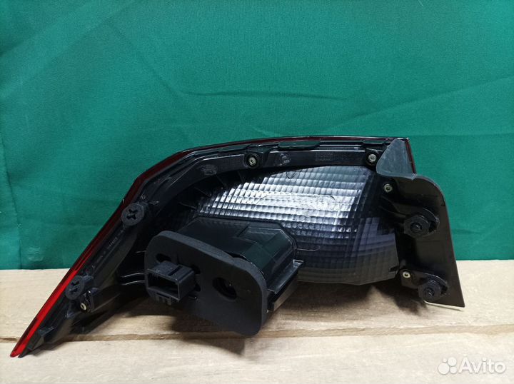 Фонарь правый внешний Volkswagen Passat В8 2015