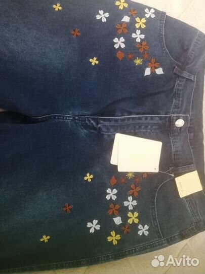 Джинсы женские