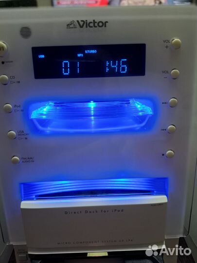 Музыкальный центр victor